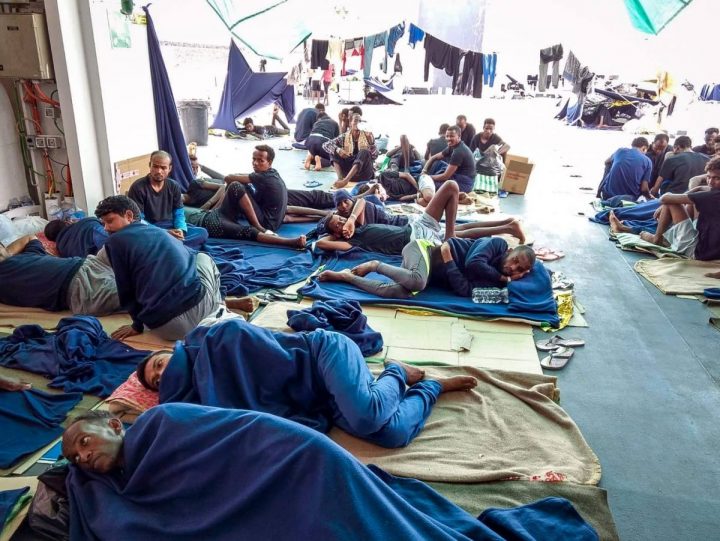 Diciotti, l’odissea continua: i migranti hanno cominciato lo sciopero della fame