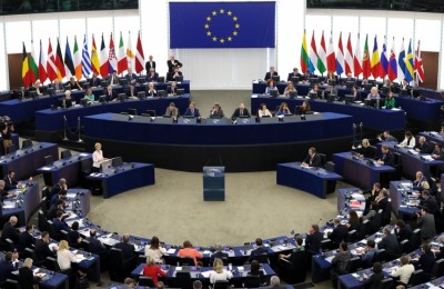 Gravissima violazione regole UE: il Parlamento europeo approva la produzione di munizioni